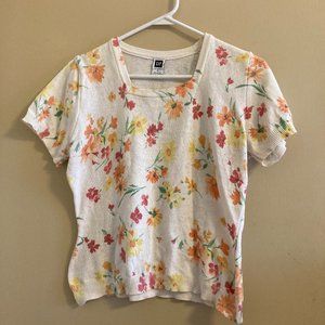 Cute Square-Neck Shirt with Flowers